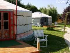 foto di location de yourtes et de cabane perchées Puisaye Nomade bourgone